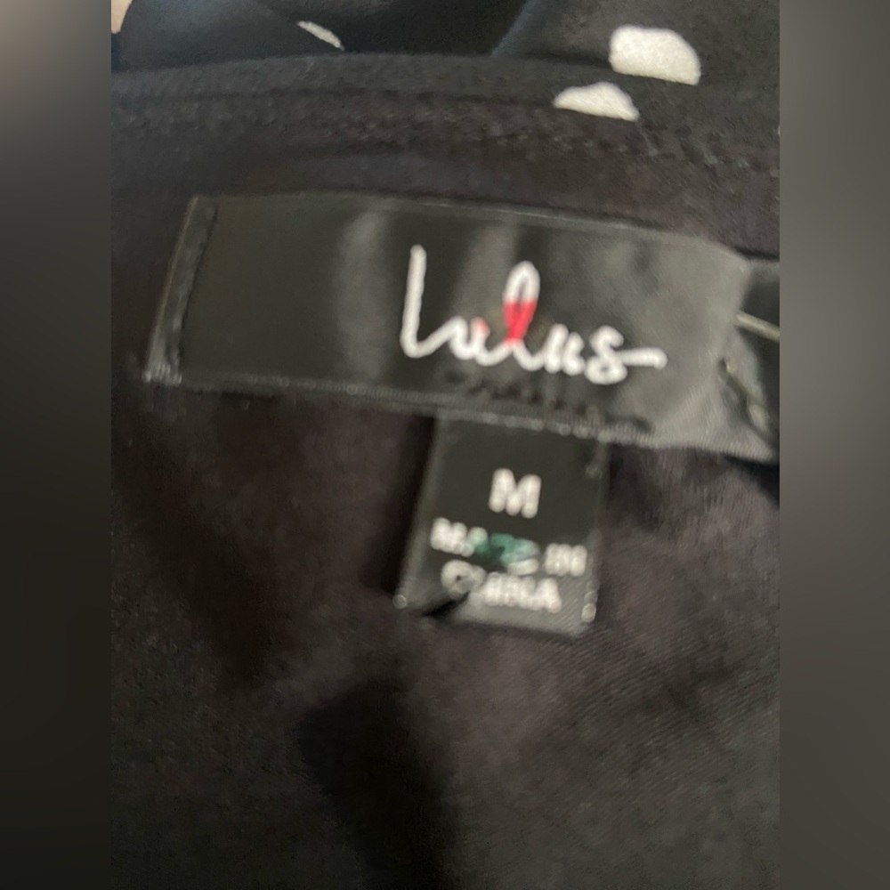 Brand new with tags!! Medium Lulus jumpsuit - Picture 6 of 7